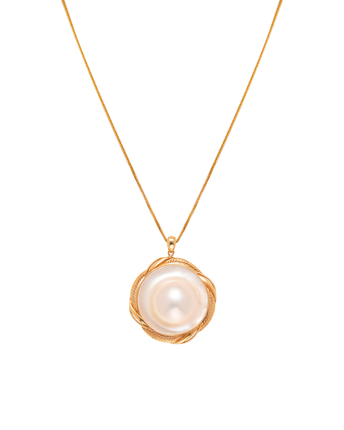 22-23mm Japanese Seawater Mabe Pearl Planet Pendant