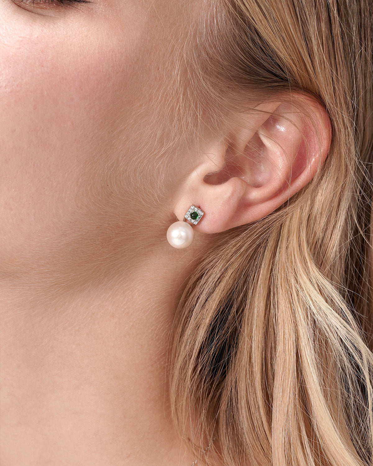 9-10mm Jewel-inlaid Freshwater Pearl Drop Earrings